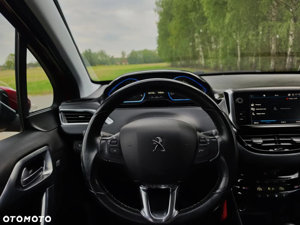 Peugeot 2008 BlueHDi 130 EAT8 GT Pack - 20