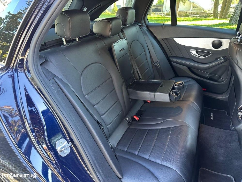 Mercedes-Benz C 300 de AMG Line - 16