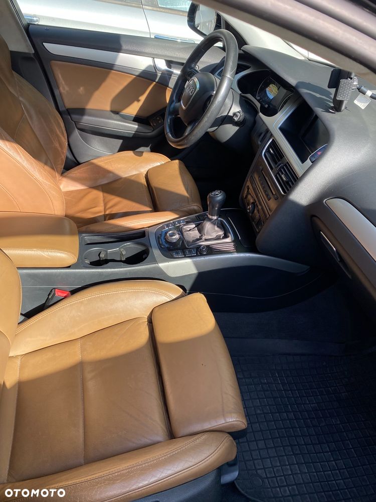 Audi A4 Avant 2.0 TDI - 5