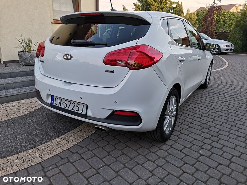 Kia Ceed 1.6 CRDi 128 Platinum Edition - 7
