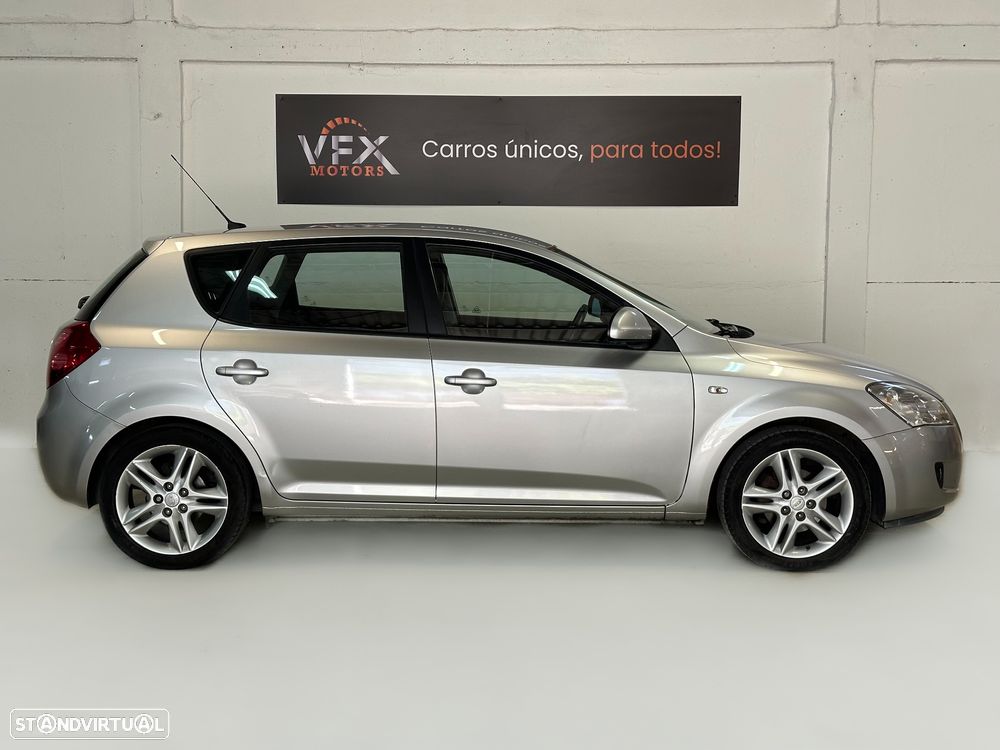Kia Ceed 1.6 CRDi EX - 10