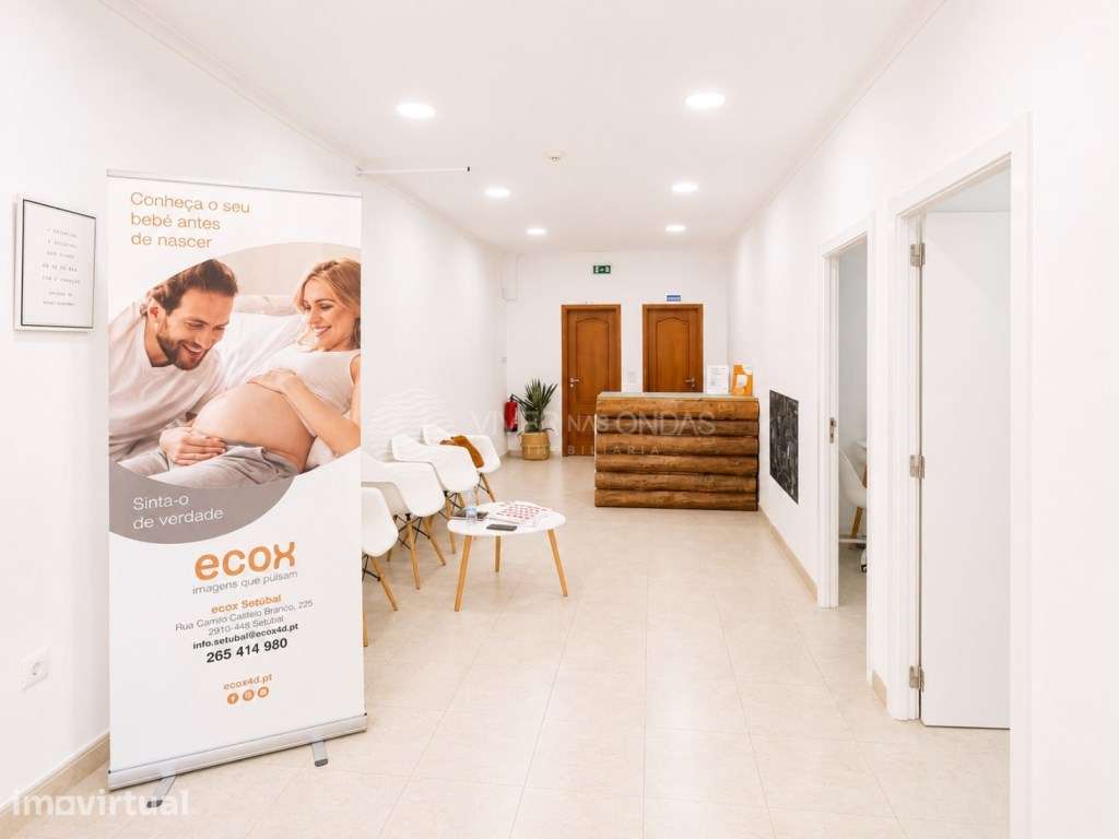 LOJA PARA COMÉRCIO/SERVIÇOS - no centro de Setúbal, próxima de serv... - Grande imagem: 2/19