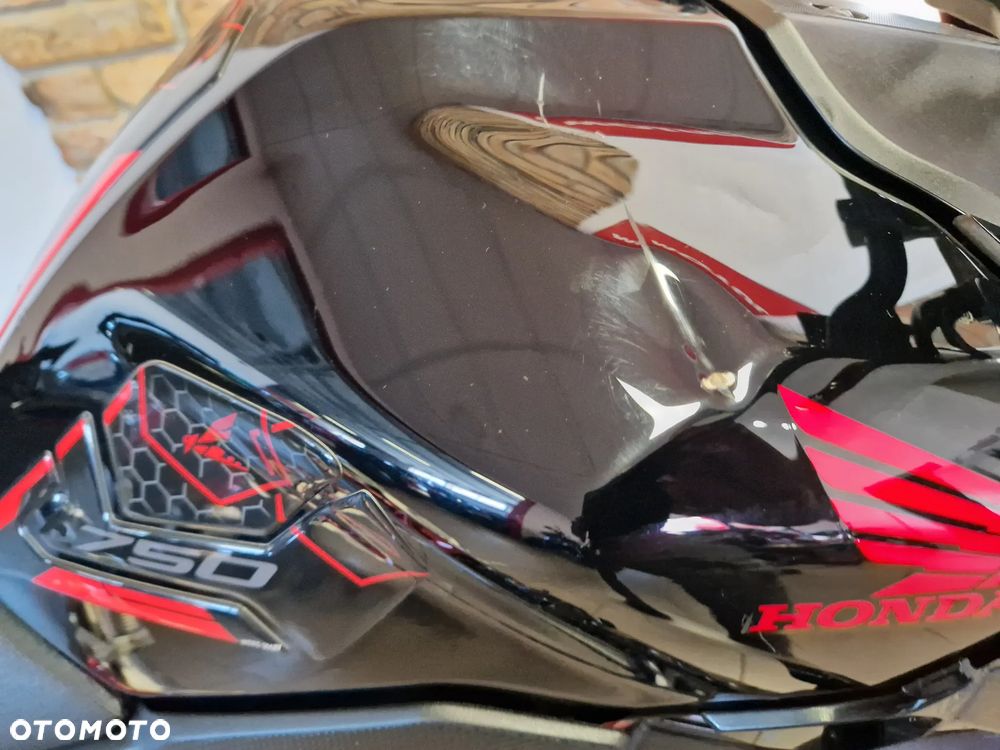 Honda Hornet - 14