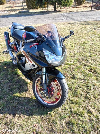Honda CBR - 7