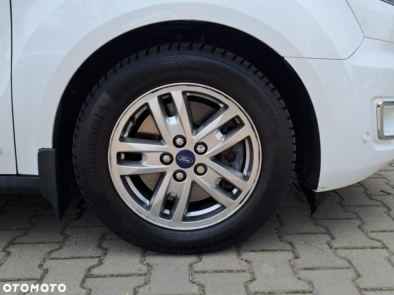 Ford Tourneo Connect Grand - 17