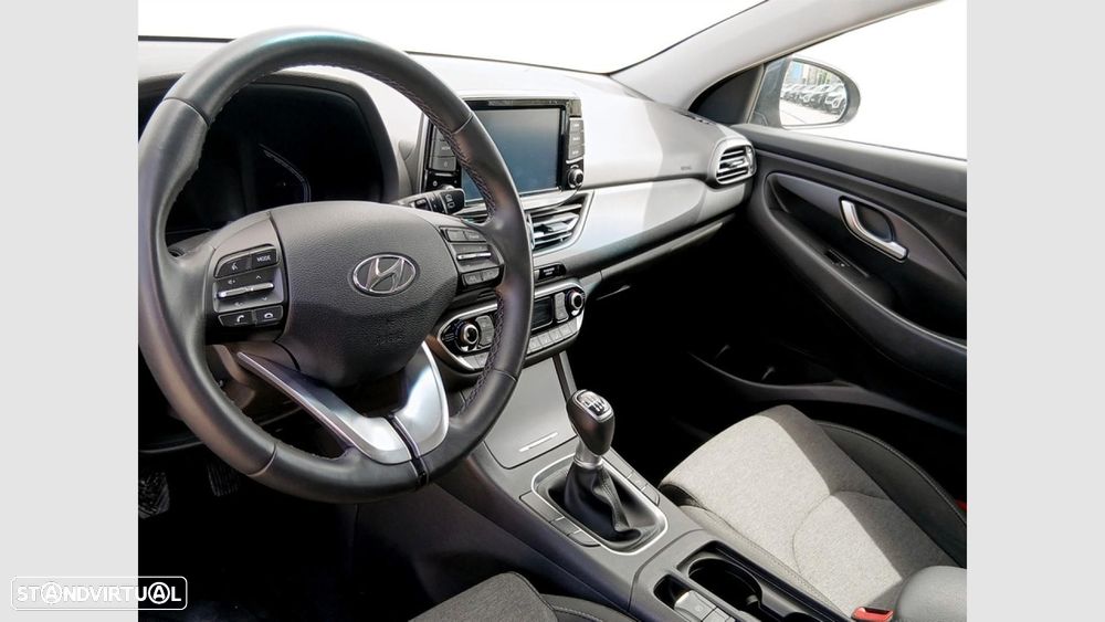 Hyundai i30 1.0 T-GDI Style Plus — fotografia 13