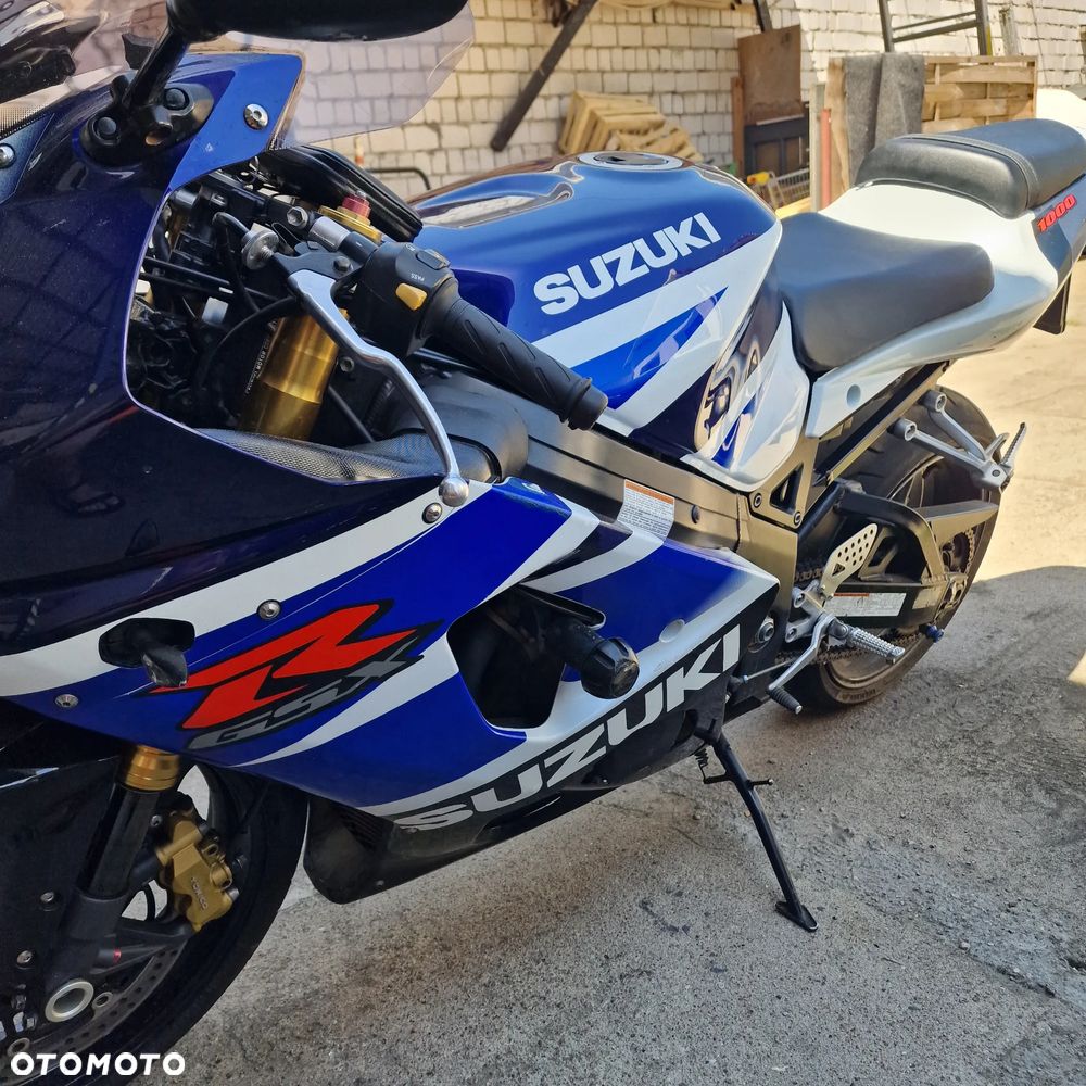 Suzuki GSX-R - 7