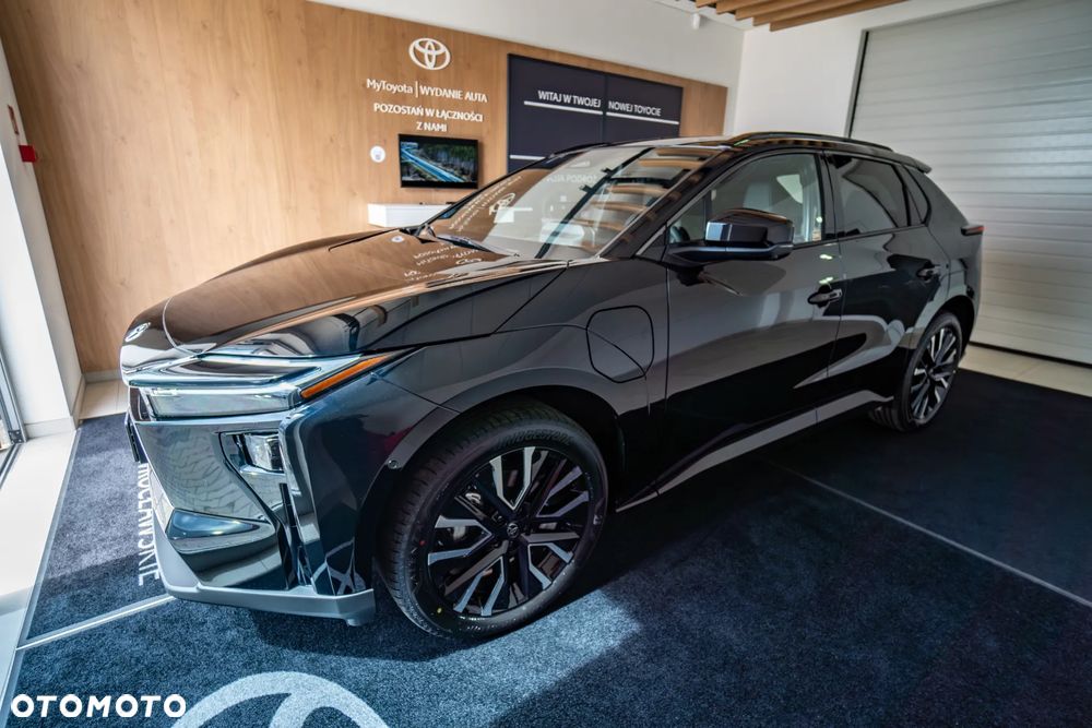 Toyota bZ4X 73.1kWh Executive - 16