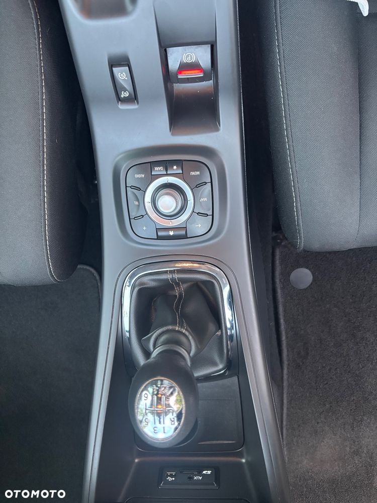 Renault Megane ENERGY TCe 130 Start & Stop LIMITED - 10