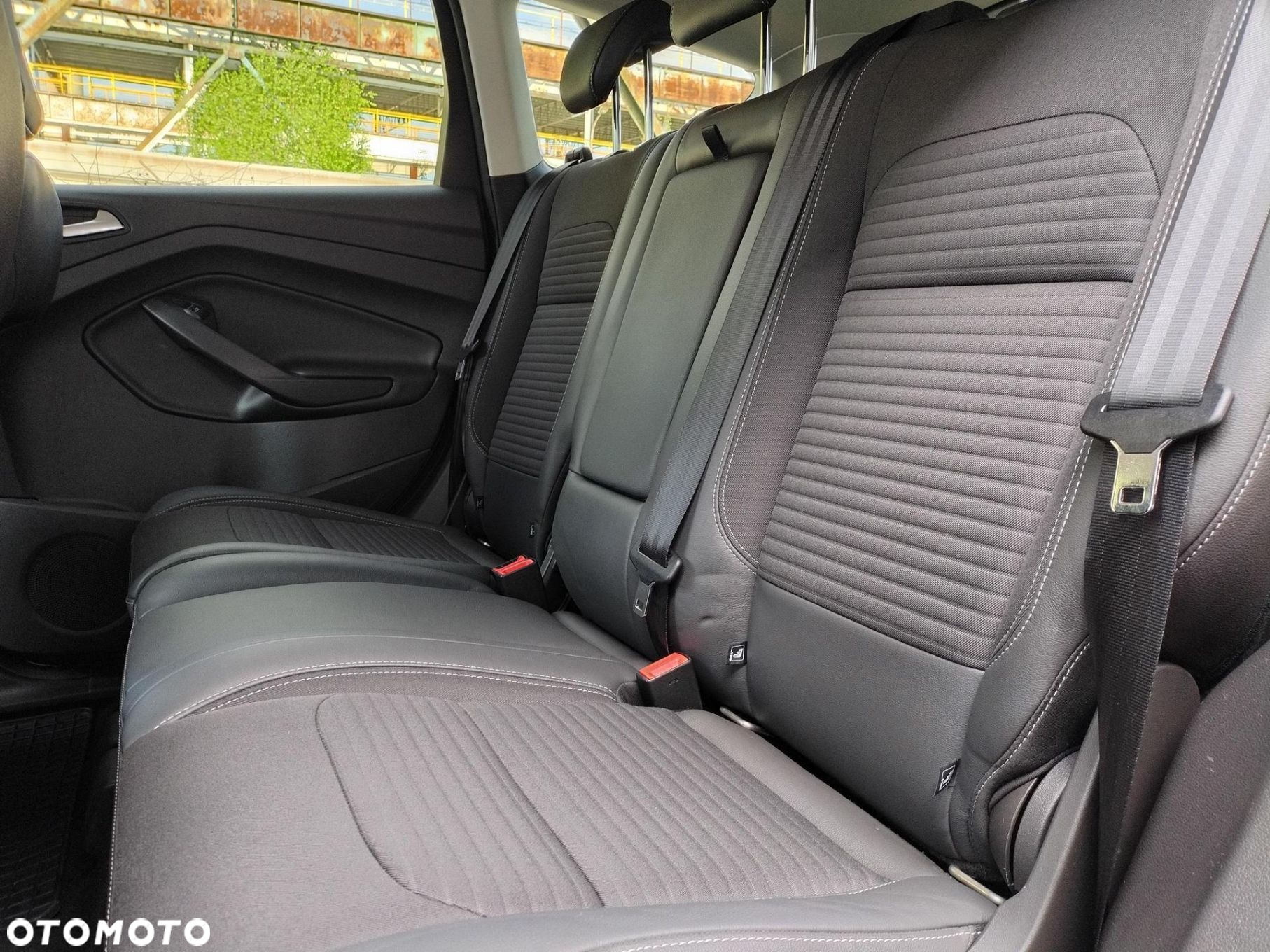Ford Kuga 1.5 EcoBoost FWD Titanium ASS - 25