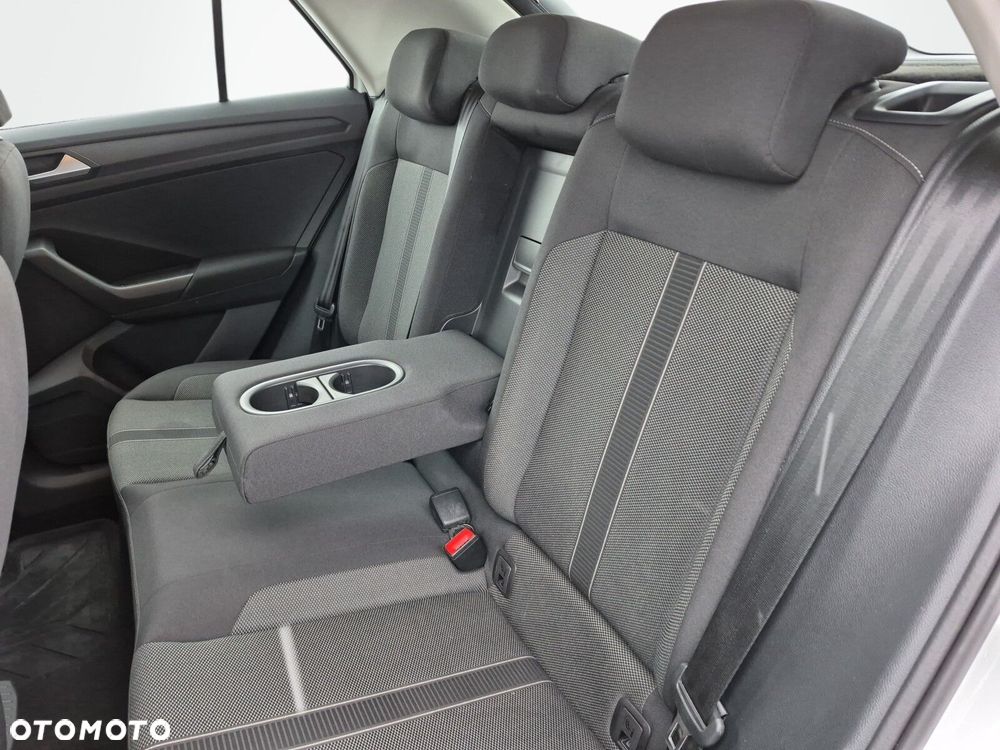 Volkswagen T-Roc 1.5 TSI Life Plus DSG - 24