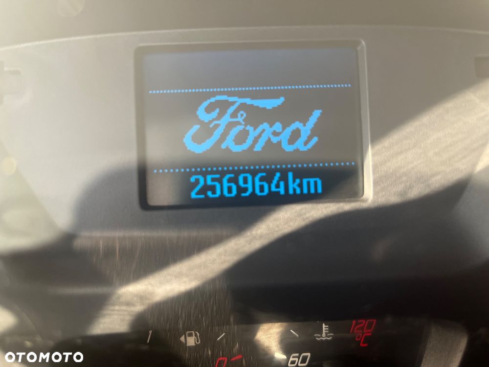 Ford Transit - 8
