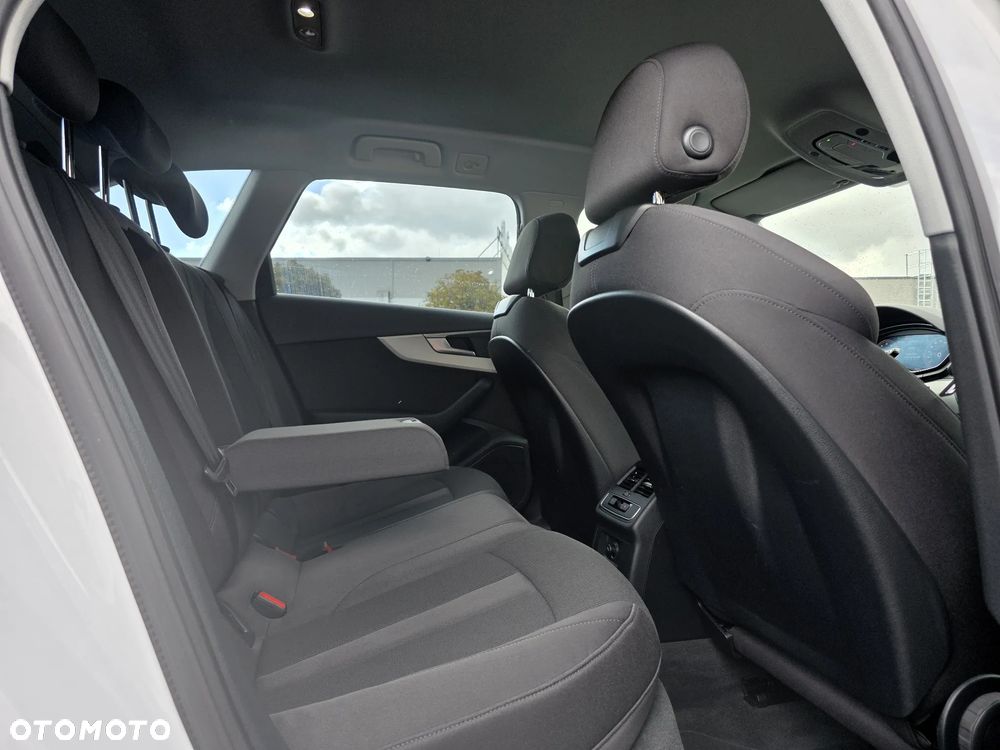 Audi A4 Avant - 14
