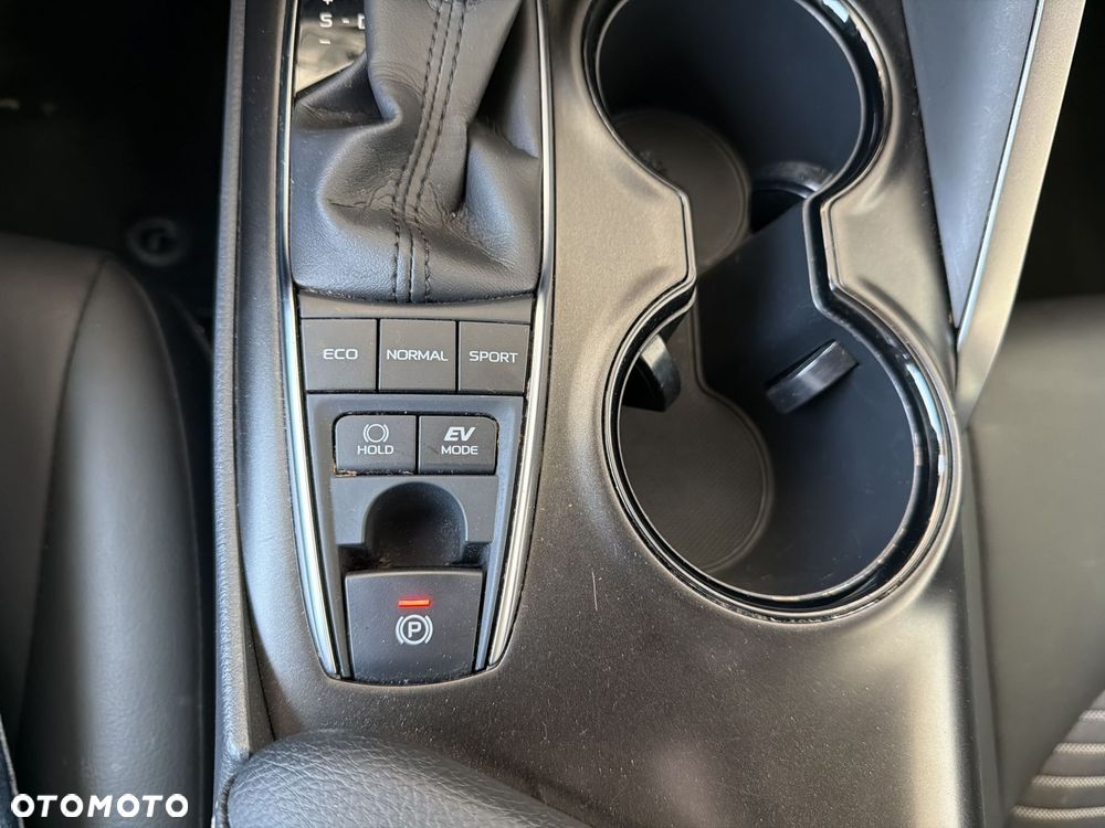 Toyota Camry 2.5 Hybrid Prestige CVT - 21