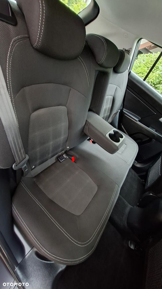 Kia Sportage 1.7 CRDI 2WD Attract - 14