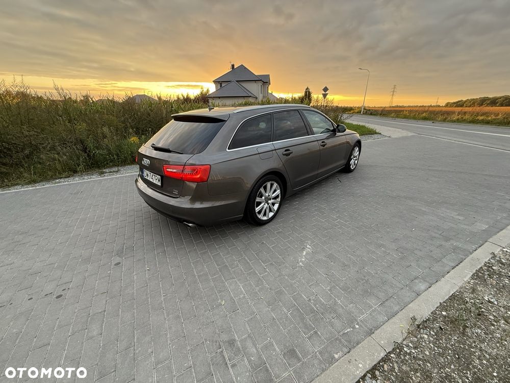 Audi A6 Avant 2012 photo 5