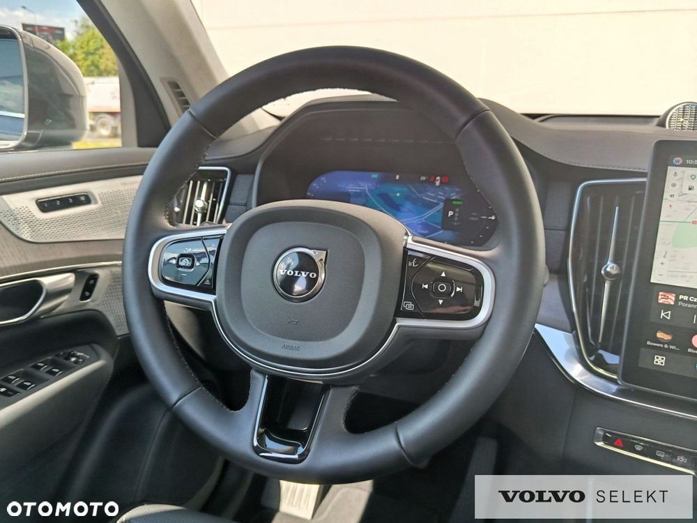 Volvo XC 90 - 29
