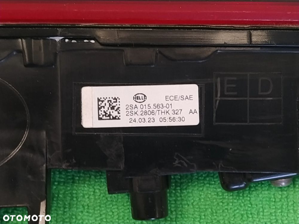 VOLVO C40 LAMPA TYŁ TYLNA LEWA PRAWA ORYGINAŁ - 9