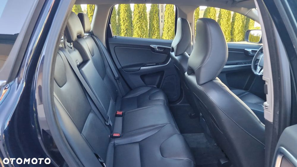 Volvo XC 60 D3 Summum - 14