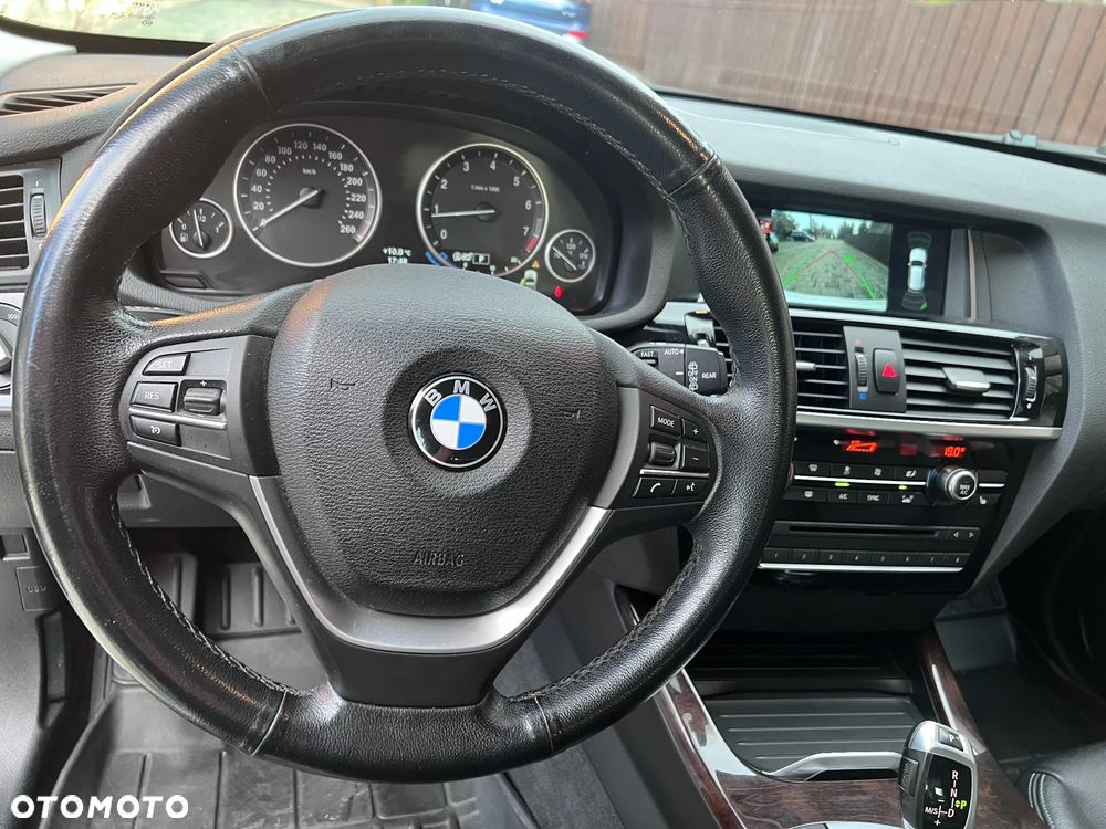 BMW X3 xDrive28i - 32