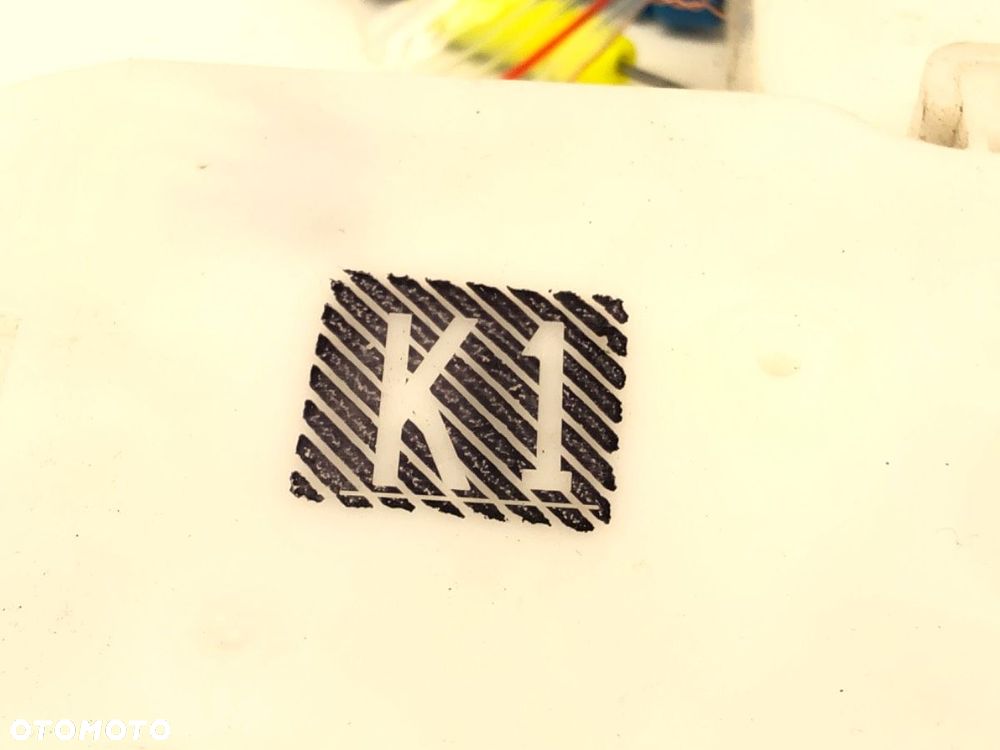 ZAMEK DRZWI LEWY PRZÓD  MITSUBISHI ASX (GA_W_) 2009 - 2022 1.6 MIVEC 86 kW [117 KM] benzyna 2010 - - 5