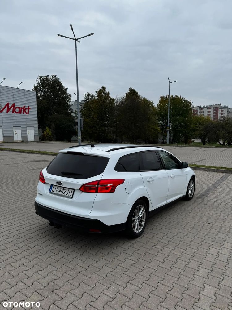 Ford Focus 2014 photo 3