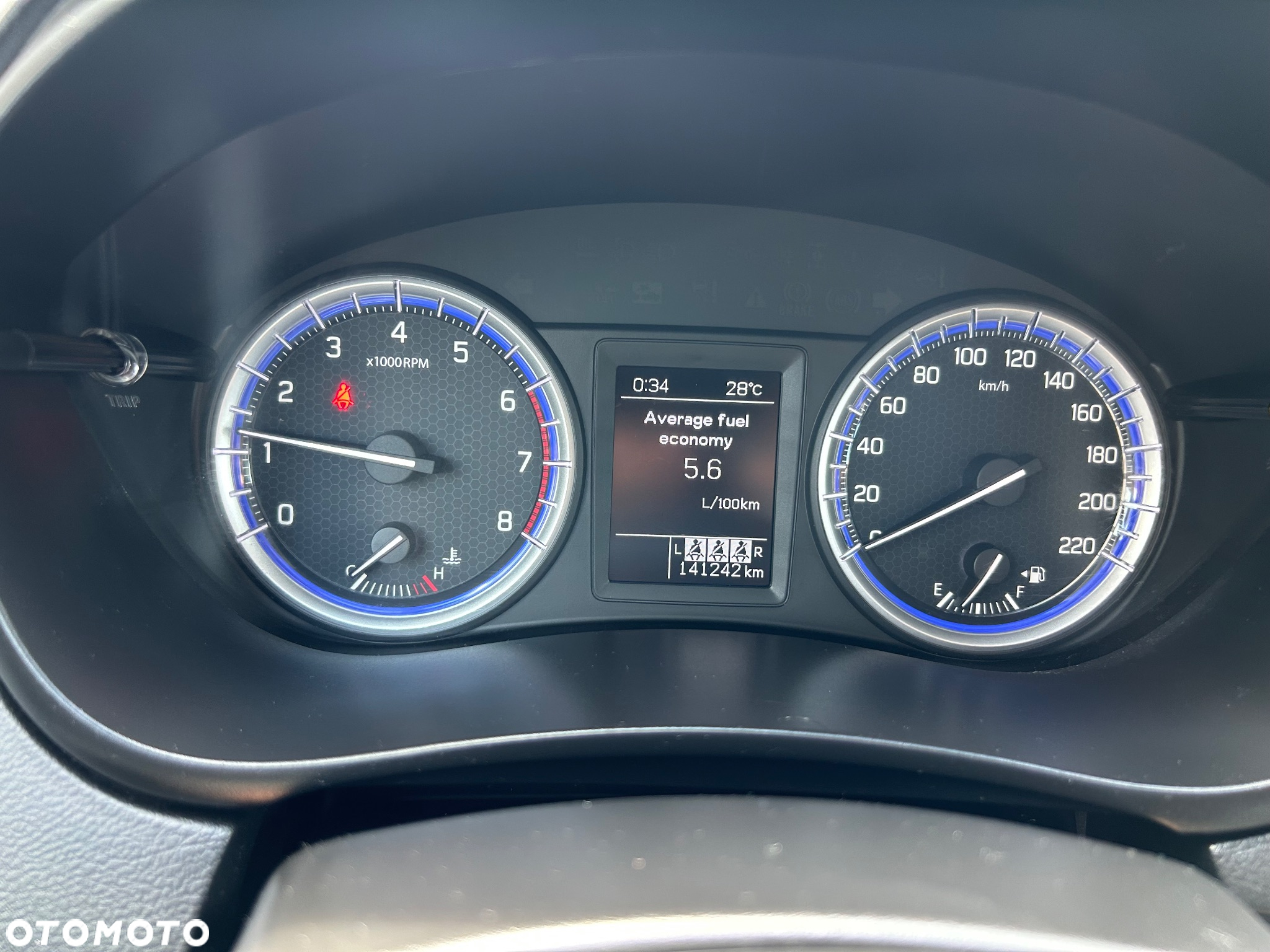 Suzuki SX4 S-Cross 1.4 T Premium - 36