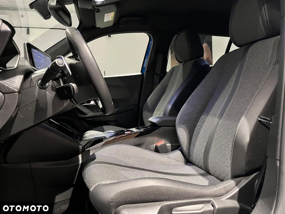 Peugeot 2008 1.2 PureTech Allure S&S EAT8 - 9