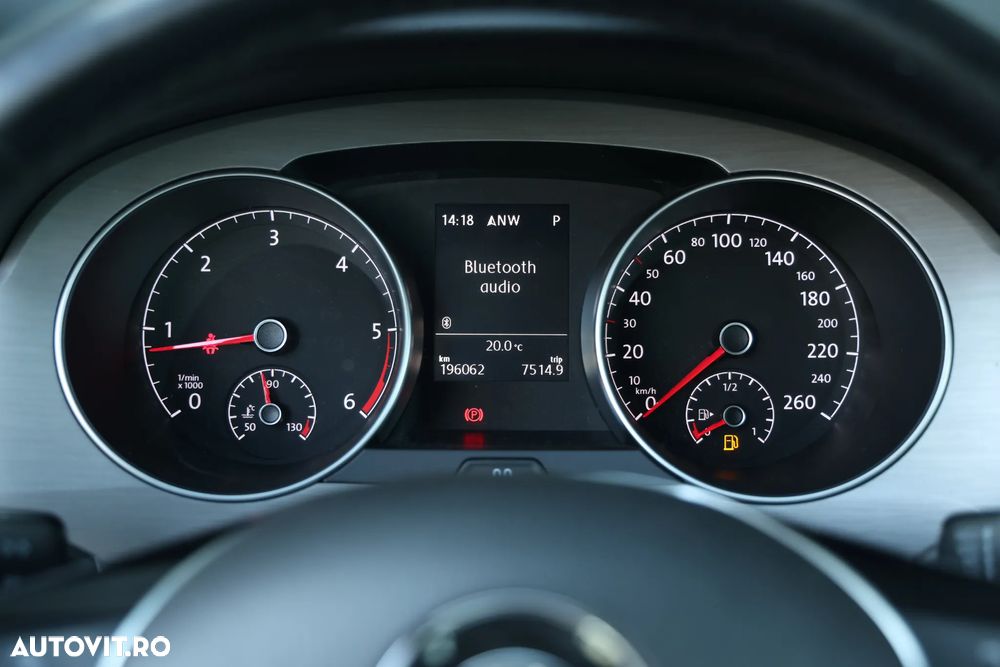 Volkswagen Golf 1.6 TDI DPF BMT DSG Trendline - 22