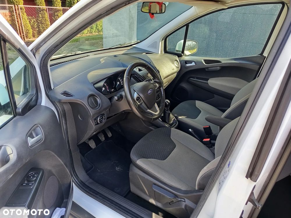 Ford Tourneo Courier - 7