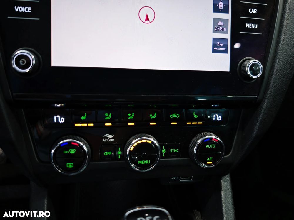 Skoda Octavia 1.6 TDI DSG Soleil - 10