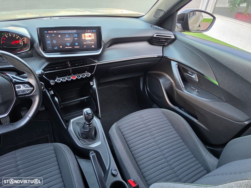 Peugeot 2008 1.2 PureTech Active Pack - 37