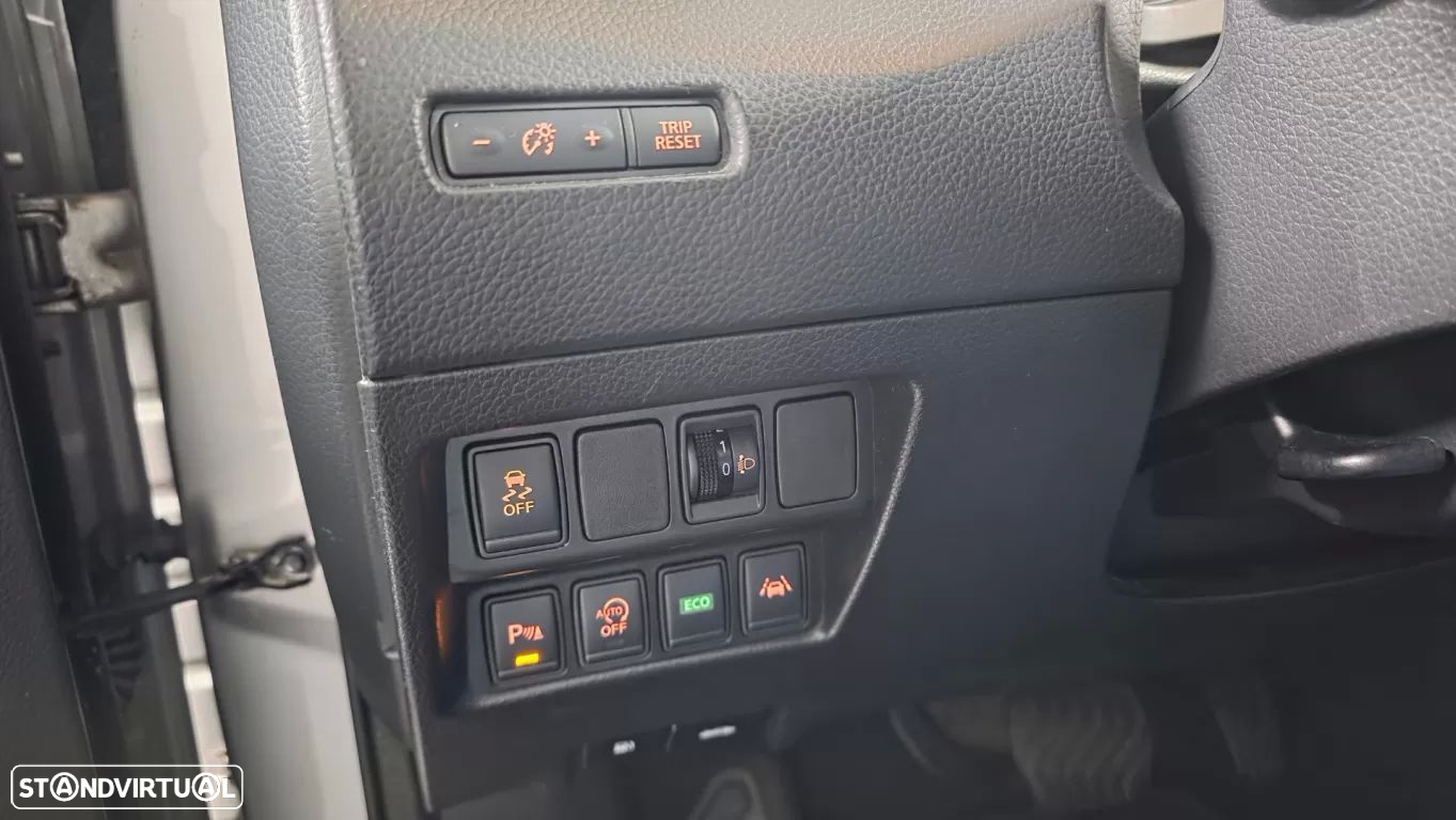 Nissan Qashqai 1.6 dCi N-Connecta 18 Xtronic - 12