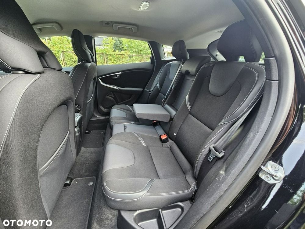 Volvo V40 - 19