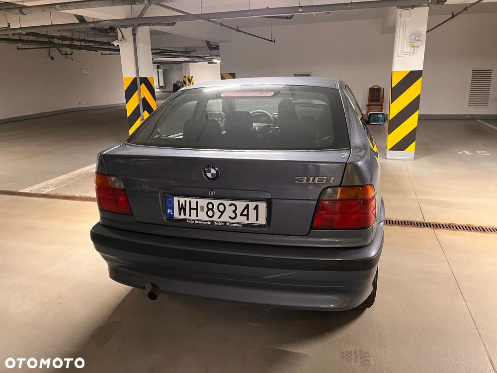 BMW Seria 3 316i - 3