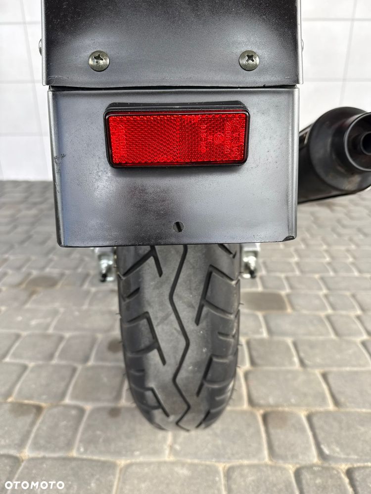Suzuki GS - 24