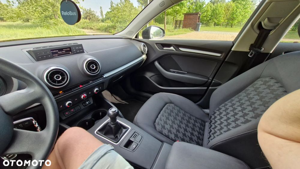 Audi A3 Sportback 2.0 TDI (clean diesel) Ambiente - 15