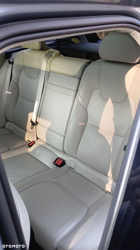 Volvo V90 Cross Country D5 AWD - 11