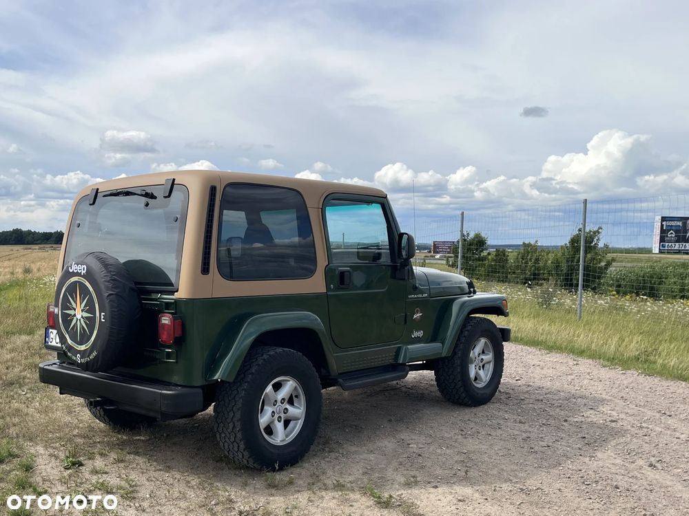 Jeep Wrangler 4.0 Automatik Sahara - 9
