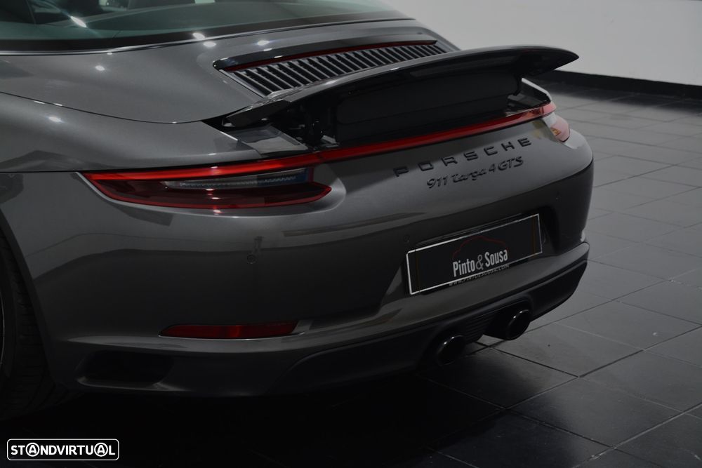 Porsche 911 (991) Targa 4 GTS PDK - 15