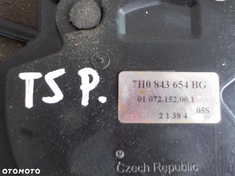 VW T5 ZAMEK DRZWI ODSUWANYCH BOCZNYCH 7H0843653BG - 2