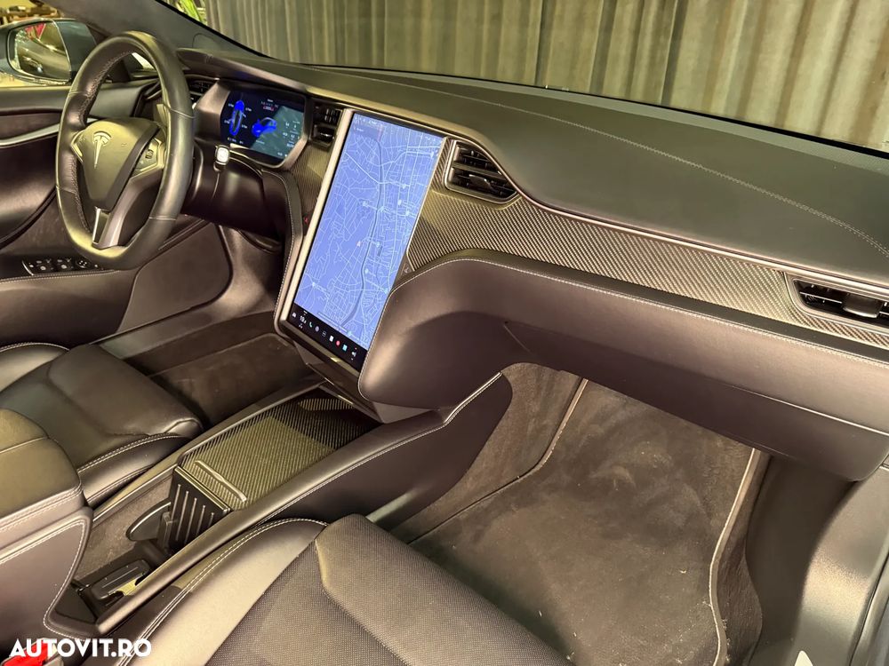 Tesla Model S Performance - 20