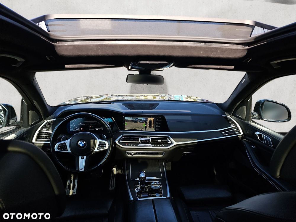 BMW X7 - 24