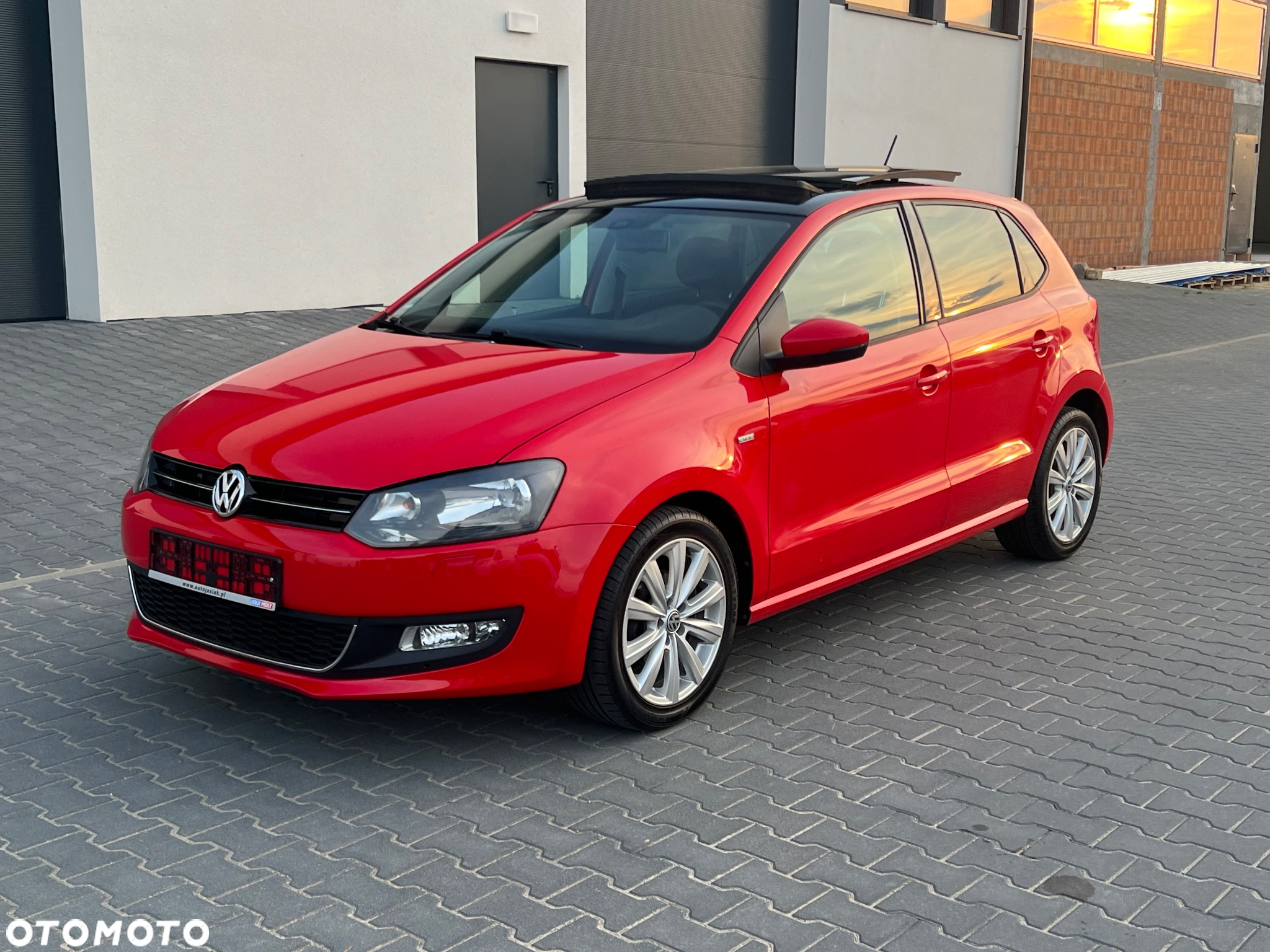 Volkswagen Polo 1.6 TDI DPF Highline - 14