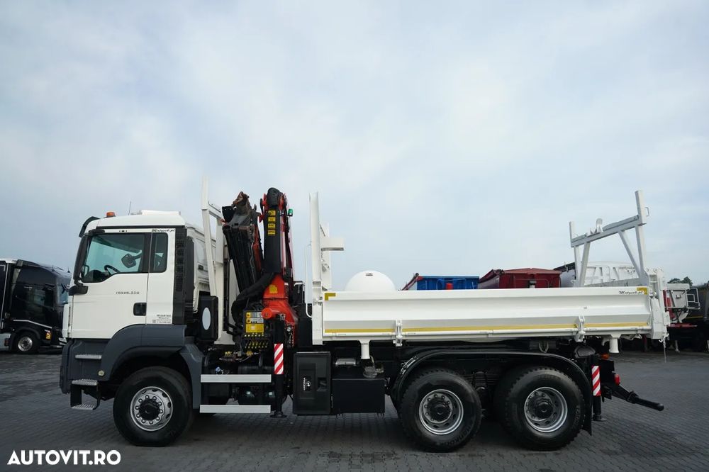 MAN TGS 26.440 / 6x4 / CAMION BASCULANTE / HIDROBID / BORDMATIC + PALFINGER PK 33002-EH / AUTOMAT / PILOT / EURO 5 - 13