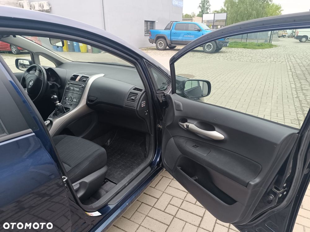 Toyota Auris 2.0 D-4D Luna - 6