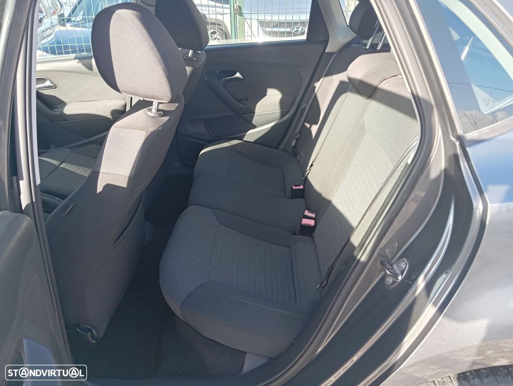 VW Polo 1.2 Confortline - 14