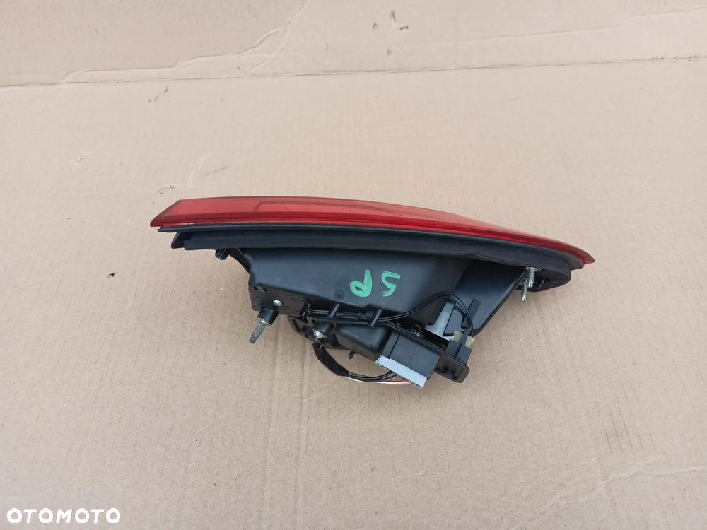 Lampa Prawa Prawy  Tył w klapę Bagażnika  FORD S-MAX MK1 LIFT - 9
