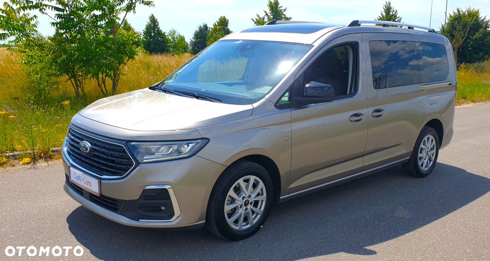 Ford Tourneo Connect Grand 2.0 EcoBlue Titanium