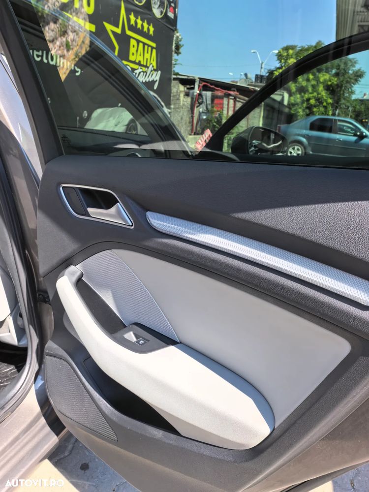 Audi A3 1.6 TDI S tronic Sport - 17